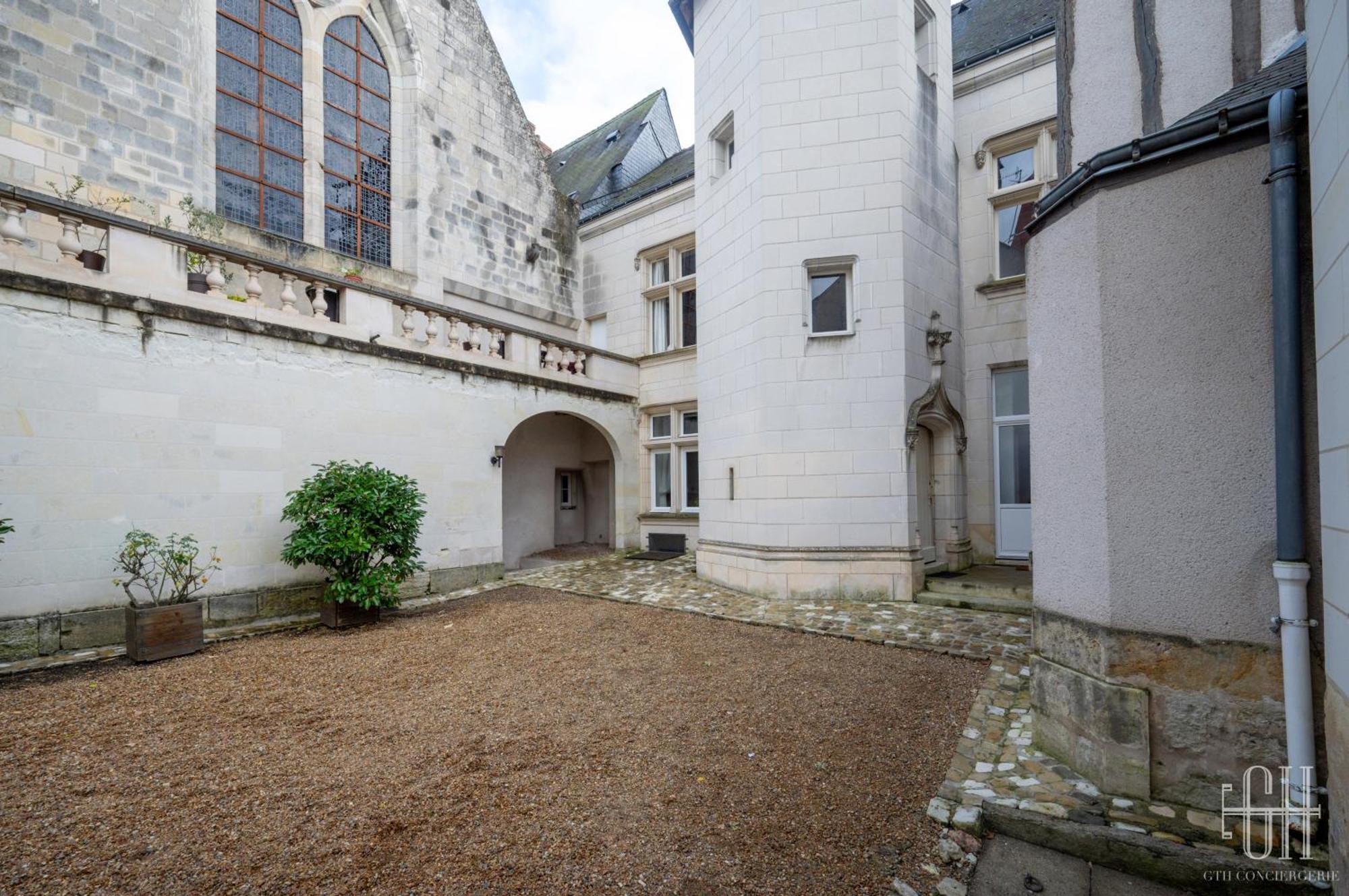 L'Historique / Basilique St Martin Daire Tours Dış mekan fotoğraf